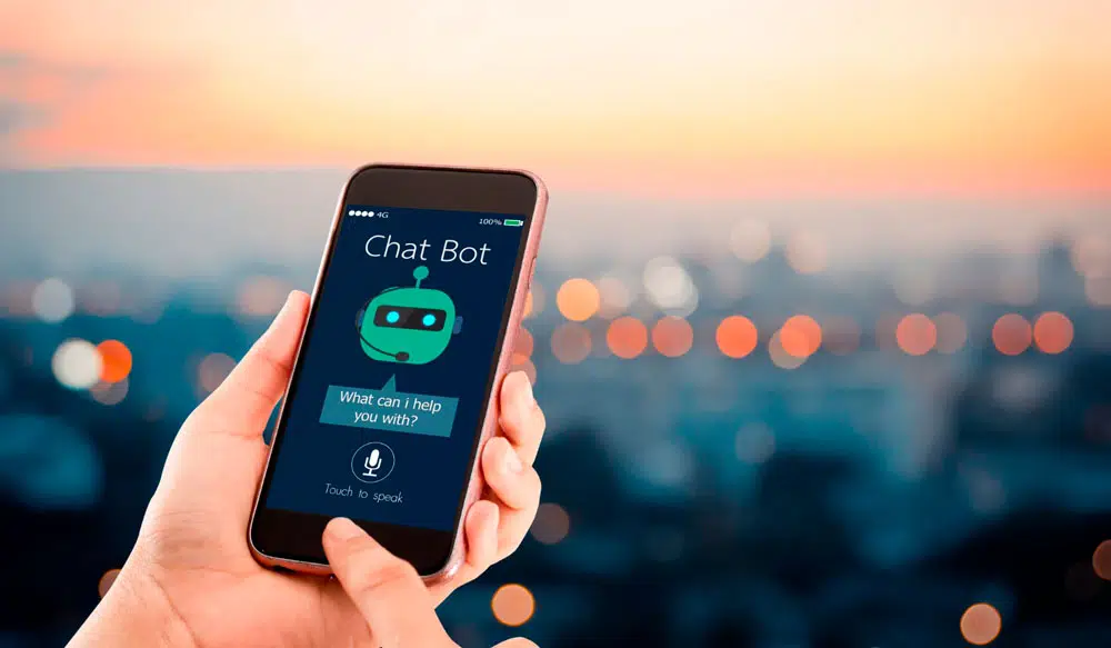 Pessoa testa chatbot treinado para compreens&atilde;o das informa&ccedil;&otilde;es dentro do contexto
