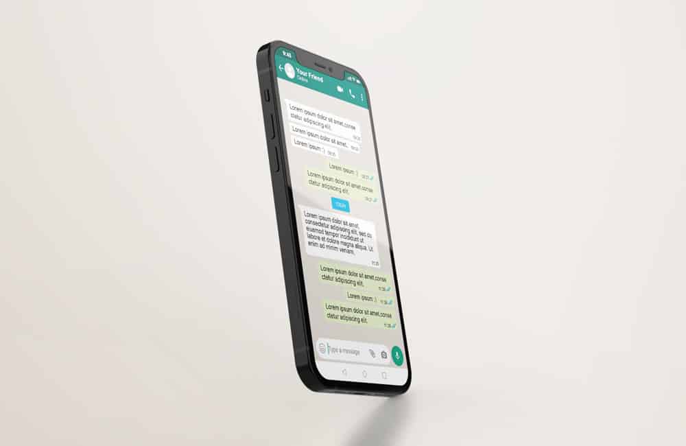 Chatbot para WhatsApp: tela de smartphone mostrando uma conversa de whatsapp